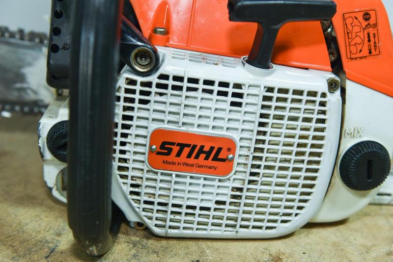  16" Chain Saw -  038AV Magnum